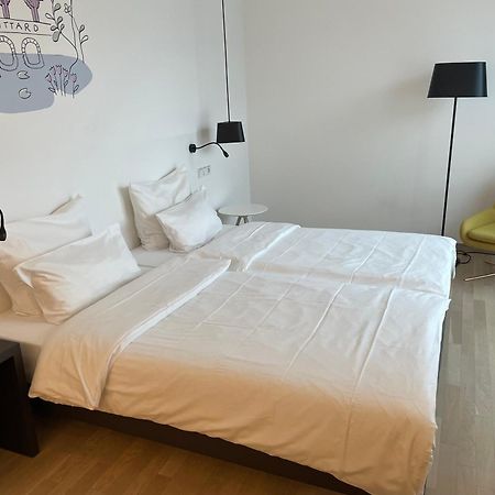 Hotel Im Leskanpark Кёльн Экстерьер фото