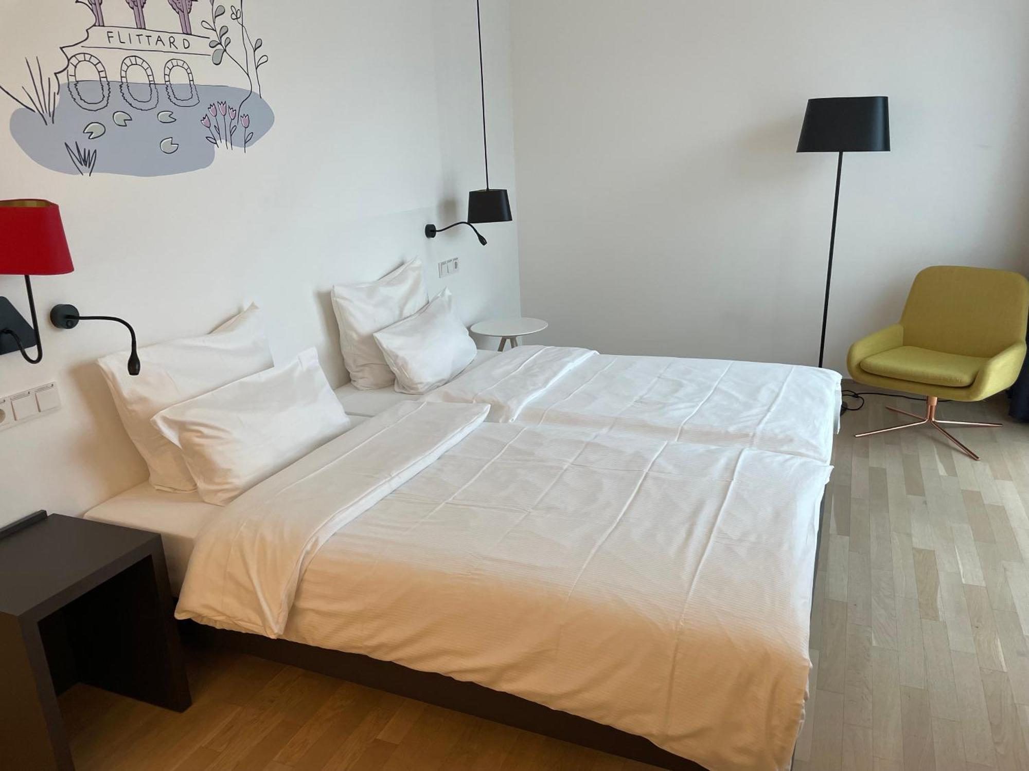 Hotel Im Leskanpark Кёльн Экстерьер фото