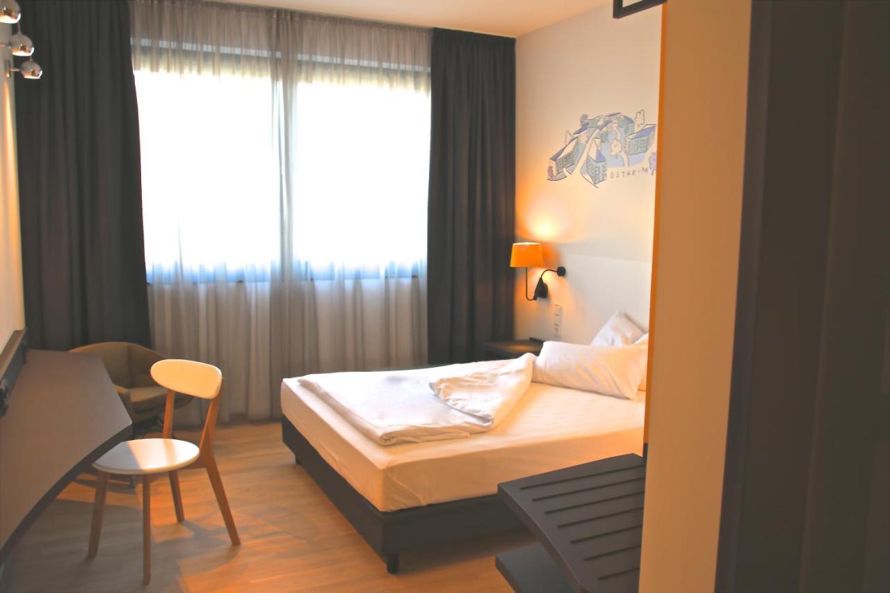 Hotel Im Leskanpark Кёльн Экстерьер фото